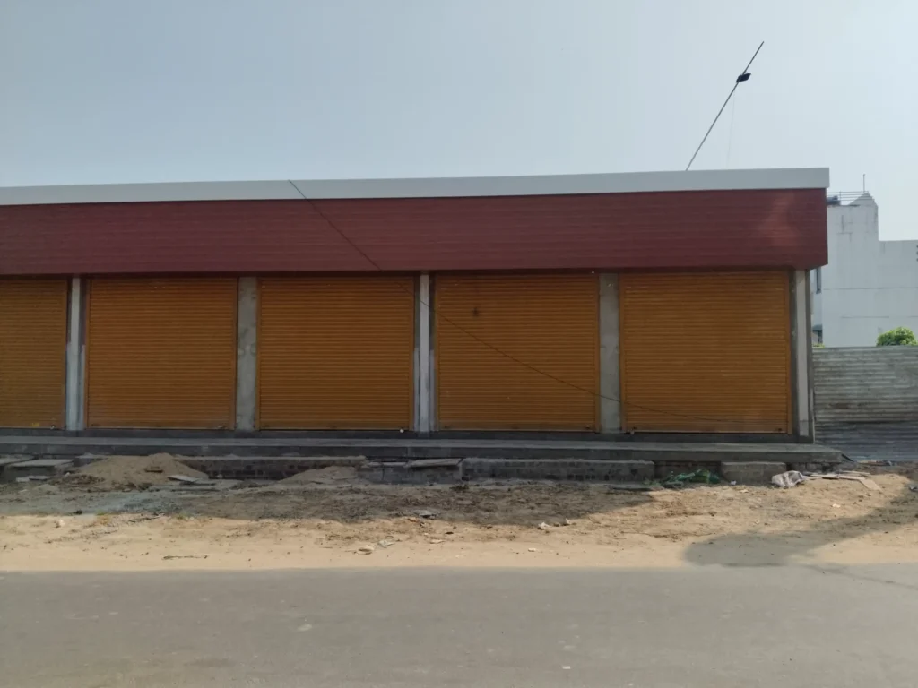 Shop for Sale in Vadodara